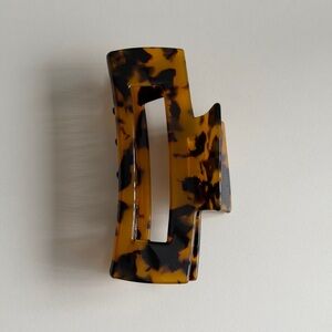 Tortoise Shell Hair Clip